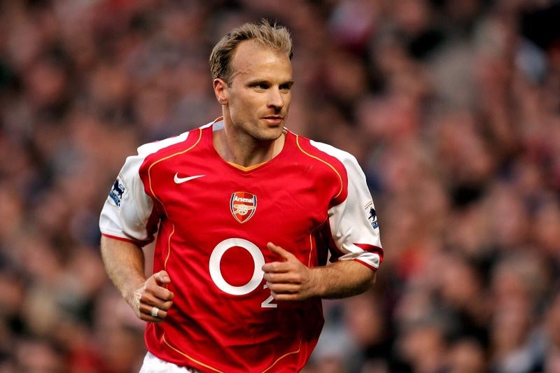 huyen-thoai-dennis-bergkamp